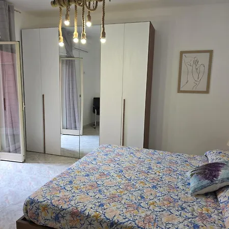 Elisabeth House Appartamento Giardini Naxos